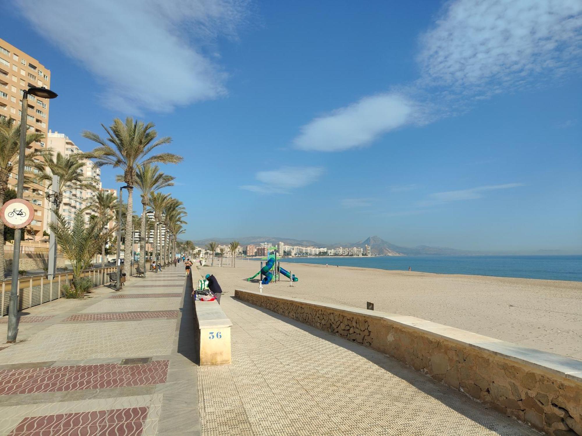 Seaside Beach-Lounge Alicante เอลกัมเปโญ ภายนอก รูปภาพ